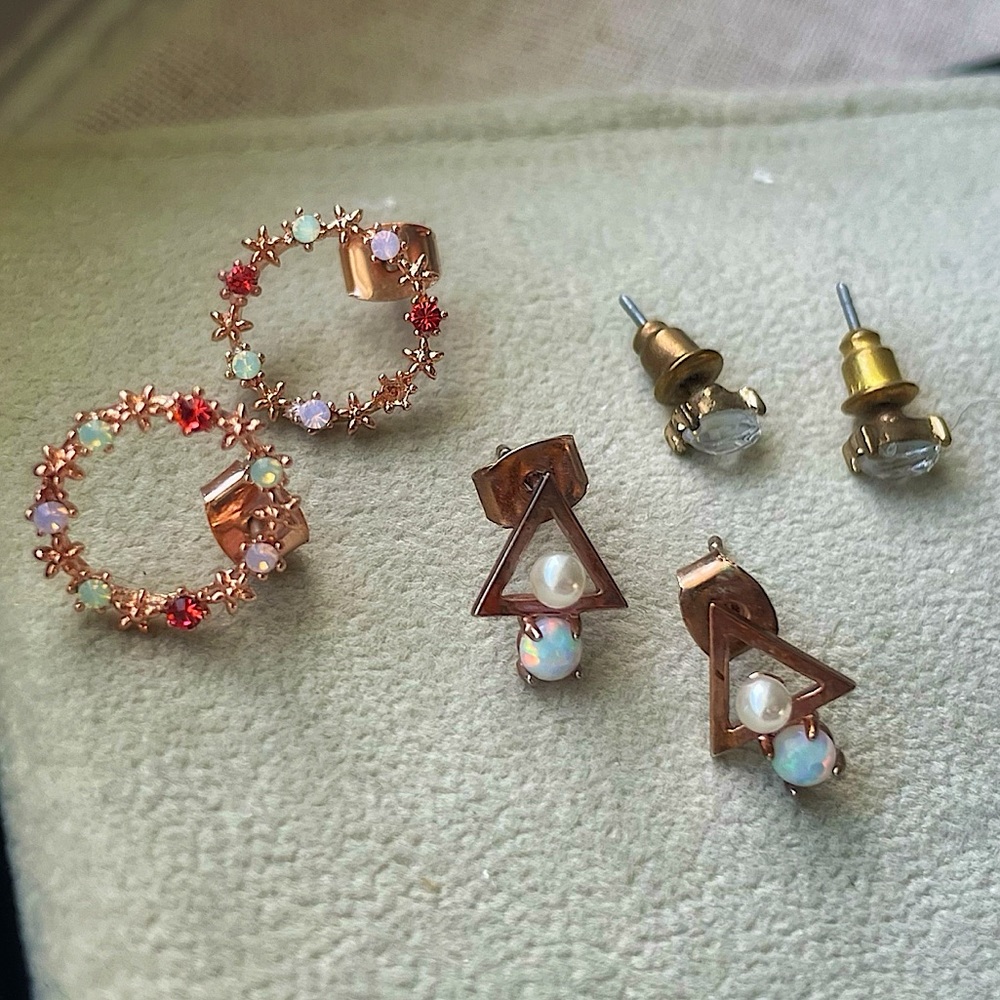 Cute earrings